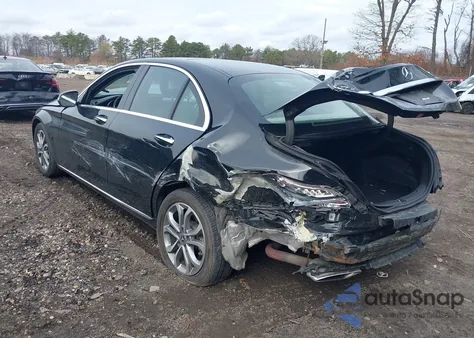 2017 Mercedes-Benz C 300 4Matic/Luxury 4Matic из США, поврежденный, VIN 55SWF4KB4HU220347